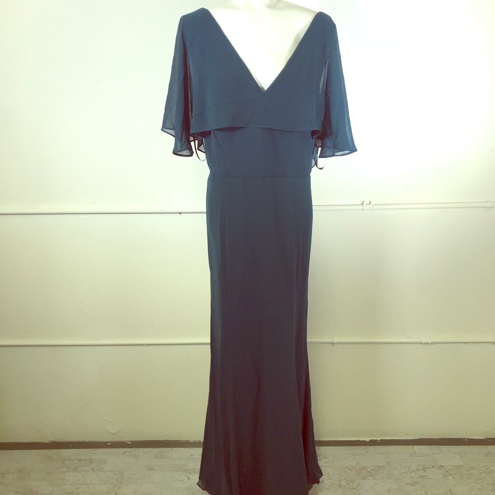 Chi Chi London Curve Kelley Chiffon Capelet Gown